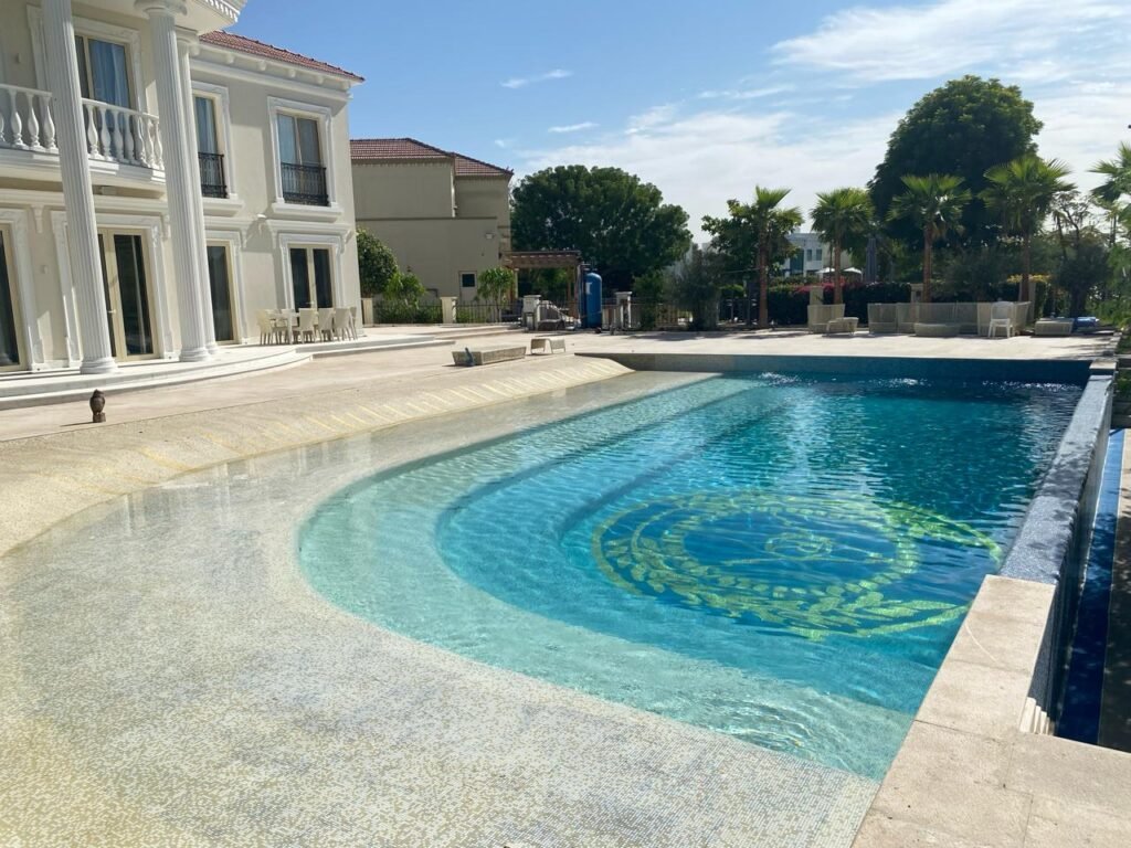Swimming Pool Jumeirah Islands